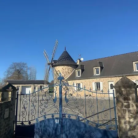 Le Moulin Avec Piscine D'esmee Holiday home Montebourg