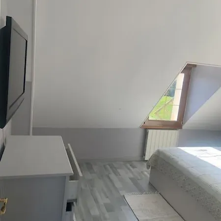 Ferienhaus Le Moulin Avec Piscine D'esmee *
